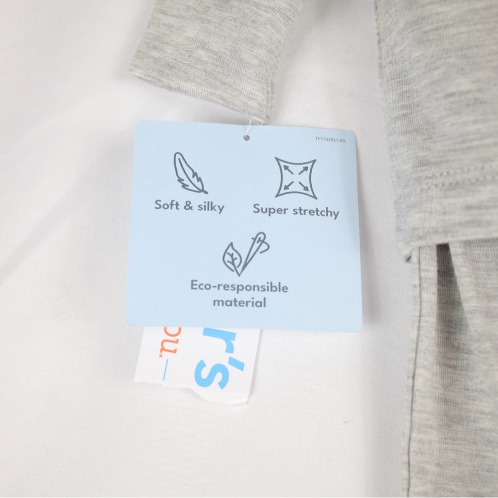 Carters Gray 2 Piece Long Sleeve Pajama Shirt & Pants Set Kids Size 6mo. - Picture 5 of 7
